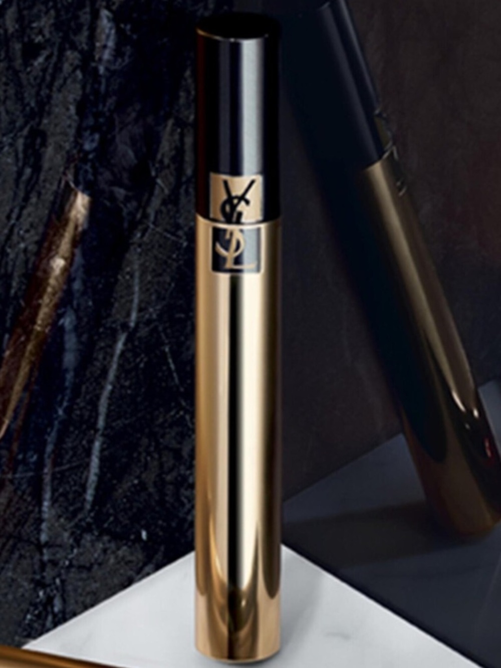 3 Yves Saint Laurent Volume Effect Faux CILS Radical Mascara in Black Over Black - Picture 3 of 16